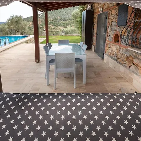 Splendid Villa With Private Pool Surrounded By Nature Near Milas-Bodrum Airport *